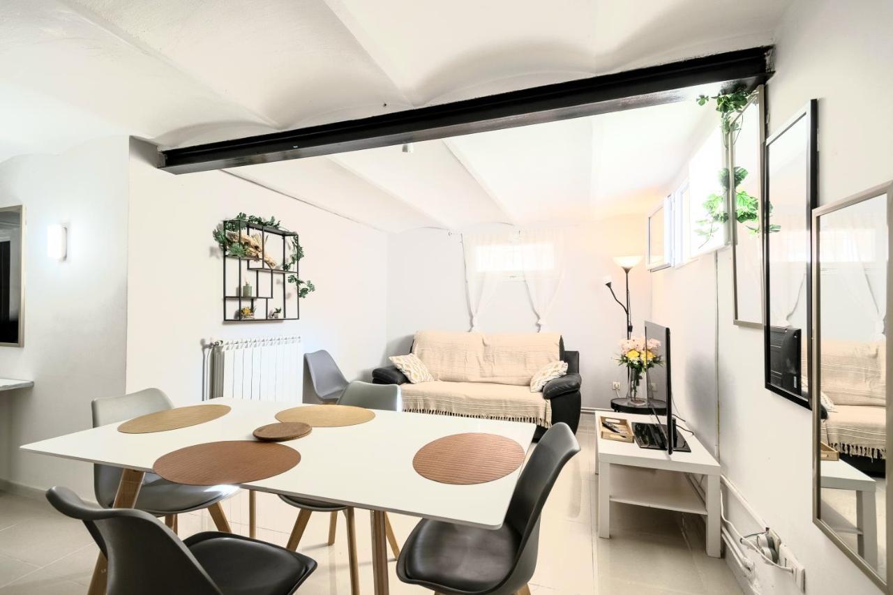 Velodrome F4 Dans Villa 5 Lits Parking Et Piscine Partagee Marseille Kültér fotó